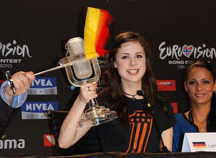 Евровидение-2010. Его победительницей стала представительница Германии Лена Мейер-Ландрут с песней Satellite. 10 место - Украина