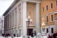 По театру Вахтангова прокатилась волна увольнений