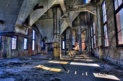 24 Stunning HDR Photographs of Abandoned Industrial Sites
