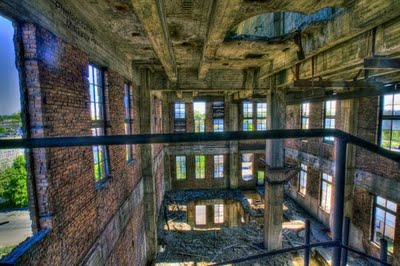 24 Stunning HDR Photographs of Abandoned Industrial Sites