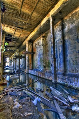 24 Stunning HDR Photographs of Abandoned Industrial Sites