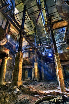24 Stunning HDR Photographs of Abandoned Industrial Sites