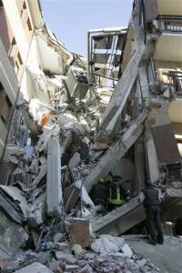 В Петербурге рухнуло здание